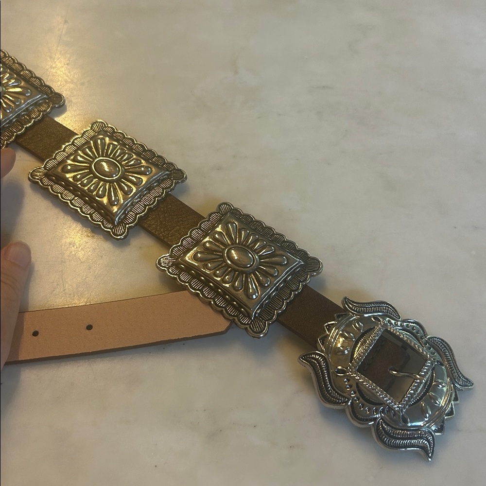 Silver and Brown Western Belt Concho NWOT